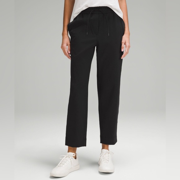 Lululemon Mid Rise 7/8 Length Luxtreme Pant - Picture 1 of 8
